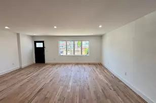 122-21 Long St, New York City, NY 11434 - Photo 8
