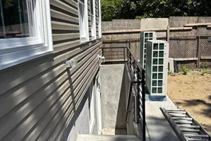122-21 Long St, New York City, NY 11434 - Photo 22