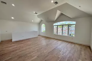 122-21 Long St, New York City, NY 11434 - Photo 12