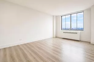 1735 York Ave, New York, NY 10128 - Photo 22