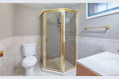 84-15 253rd Street, New York City, NY 11426 - Photo 16