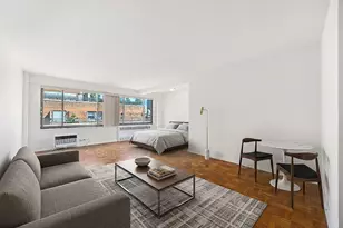 200 E 36th St, New York, NY 10016 - Photo 2