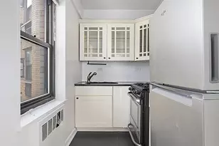 200 E 36th St, New York, NY 10016 - Photo 6