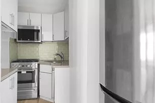 241 E 76th St, New York City, NY 10021 - Photo 8