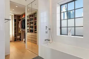 405 W 23rd St, New York City, NY 10011 - Photo 14