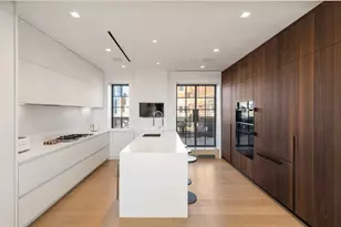 405 W 23rd St, New York City, NY 10011 - Photo 10