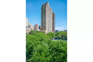 520 E 90th St, New York City, NY 10128 - Photo 14