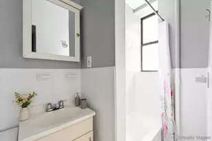 149 S 4th St, New York City, NY 11211 - Photo 8