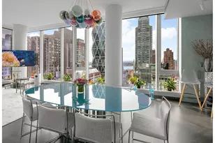217 W 57th St, New York, NY 10019 - Photo 4