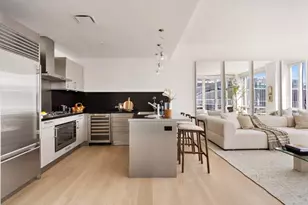 330 Spring St, New York City, NY 10013 - Photo 4