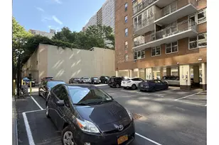 303 W 66th St, New York City, NY 10069 - Photo 10
