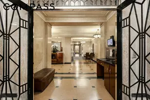 400 E 52nd St, New York, NY 10022 - Photo 12