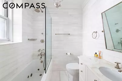 26 E 63rd Street #11F, New York City, NY 10065 - Photo 10