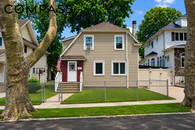 196 Prescott Avenue, New York, NY 10306 - Photo 1