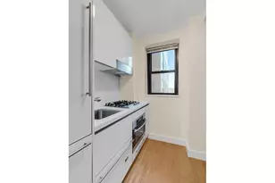 230 Riverside Dr, New York City, NY 10025 - Photo 14