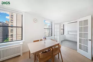 514 West End Ave, New York City, NY 10024 - Photo 1