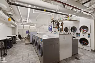 77 7th Ave, New York City, NY 10011 - Photo 24