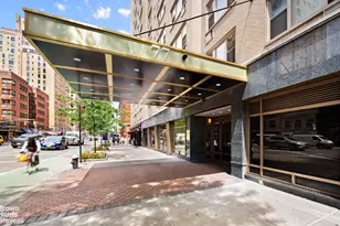 77 7th Ave, New York City, NY 10011 - Photo 26