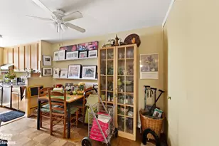 77 7th Ave, New York City, NY 10011 - Photo 14