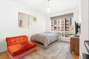 350 W 42nd St, New York City, NY 10036 - Photo 6