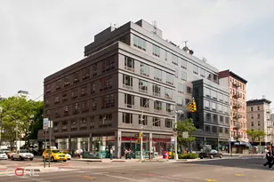 305 W 16th St, New York, NY 10011 - Photo 20