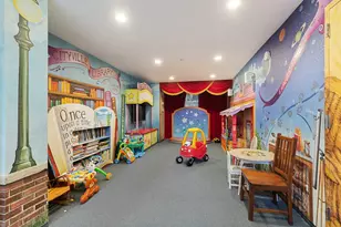 272 W 107th St, New York City, NY 10025 - Photo 16