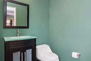 272 W 107th St, New York City, NY 10025 - Photo 10