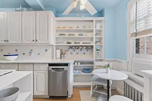 333 E 53rd St, New York, NY 10022 - Photo 2