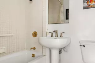10 W 15th St, New York City, NY 10011 - Photo 6