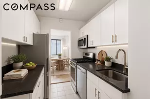 175 W 12th St, New York City, NY 10011 - Photo 2