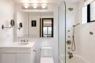 400 E 70th St, New York City, NY 10021 - Photo 12