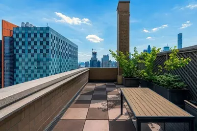 400 E 70th Street #3501, New York City, NY 10021 - Photo 16