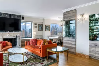 400 E 70th Street #3501, New York City, NY 10021 - Photo 4