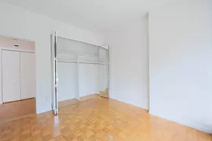 200 E 32nd St, New York City, NY 10016 - Photo 6