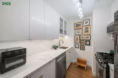 300 E 59th Street #2503, New York City, NY 10022 - Photo 6