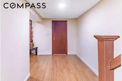 27 Hubbard Place, New York City, NY 11210 - Photo 12