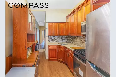 27 Hubbard Place, New York City, NY 11210 - Photo 8