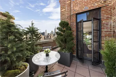 410 W 24th Street #PHA, New York City, NY 10011 - Photo 24