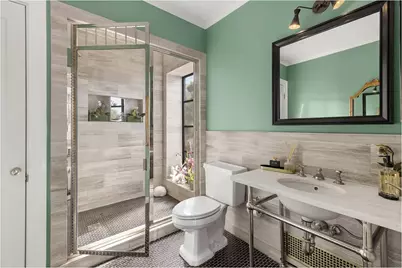 410 W 24th Street #PHA, New York City, NY 10011 - Photo 16