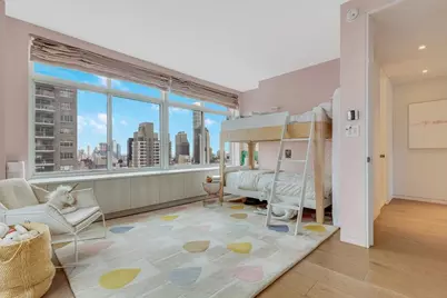 188 E 64th Street #2501, New York City, NY 10065 - Photo 14