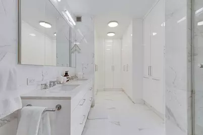 188 E 64th Street #2501, New York City, NY 10065 - Photo 18