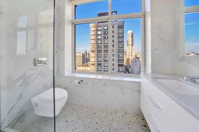 188 E 64th Street #2501, New York City, NY 10065 - Photo 20