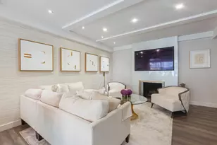 230 E 50th St, New York City, NY 10022 - Photo 2