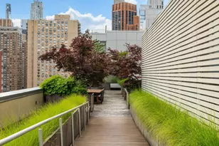303 E 33rd St, New York City, NY 10016 - Photo 10