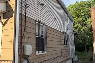 127-29 140th St, Jamaica, NY 11436 - Photo 2