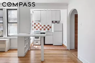 319 W 18th St, New York City, NY 10011 - Photo 4