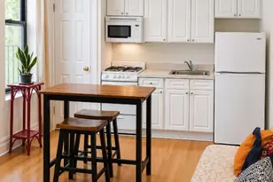 515 W 122nd St, New York, NY 10027 - Photo 2