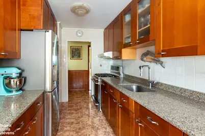 3130 Irwin Avenue #8C, New York City, NY 10463 - Photo 6