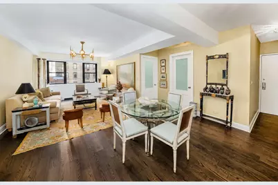 165 E 72nd Street #2M, New York City, NY 10021 - Photo 2