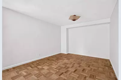 200 E 58th Street #11B, New York, NY 10022 - Photo 6